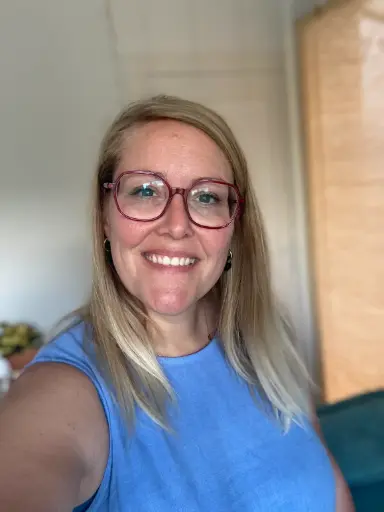 Clémence Reznicek Thérapeute Systémique